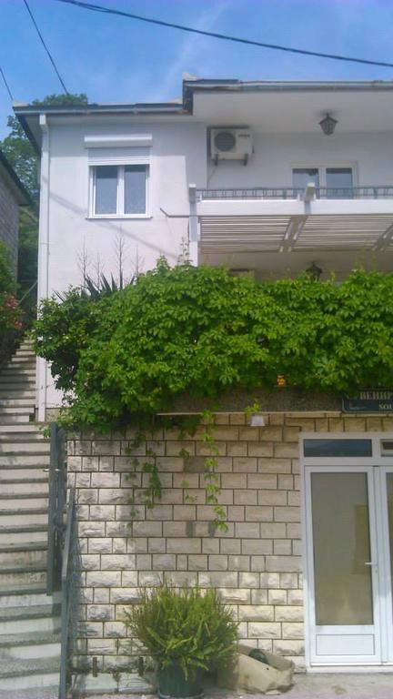 Ferienwohnung Apatments Stanojlovic Djenovic Herceg Novi Exterior foto